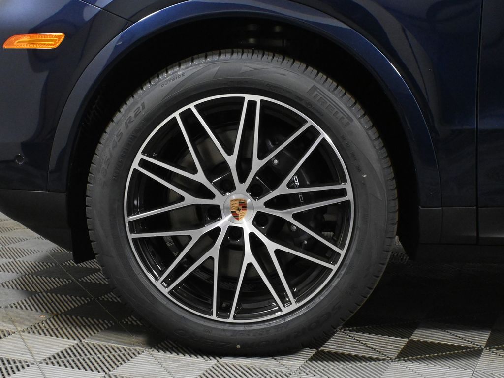 Thumbnail: 2026 Porsche Cayenne - 12