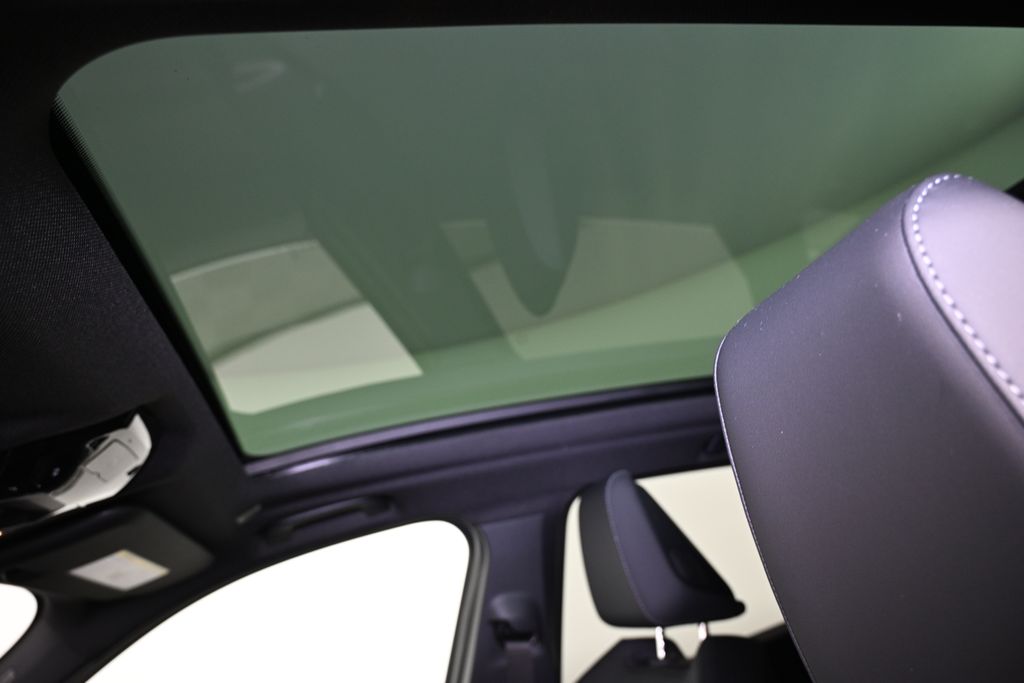 Thumbnail: 2026 BMW X3 - 20