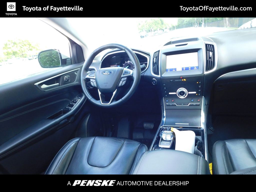 Thumbnail: 2020 Ford Edge - 7