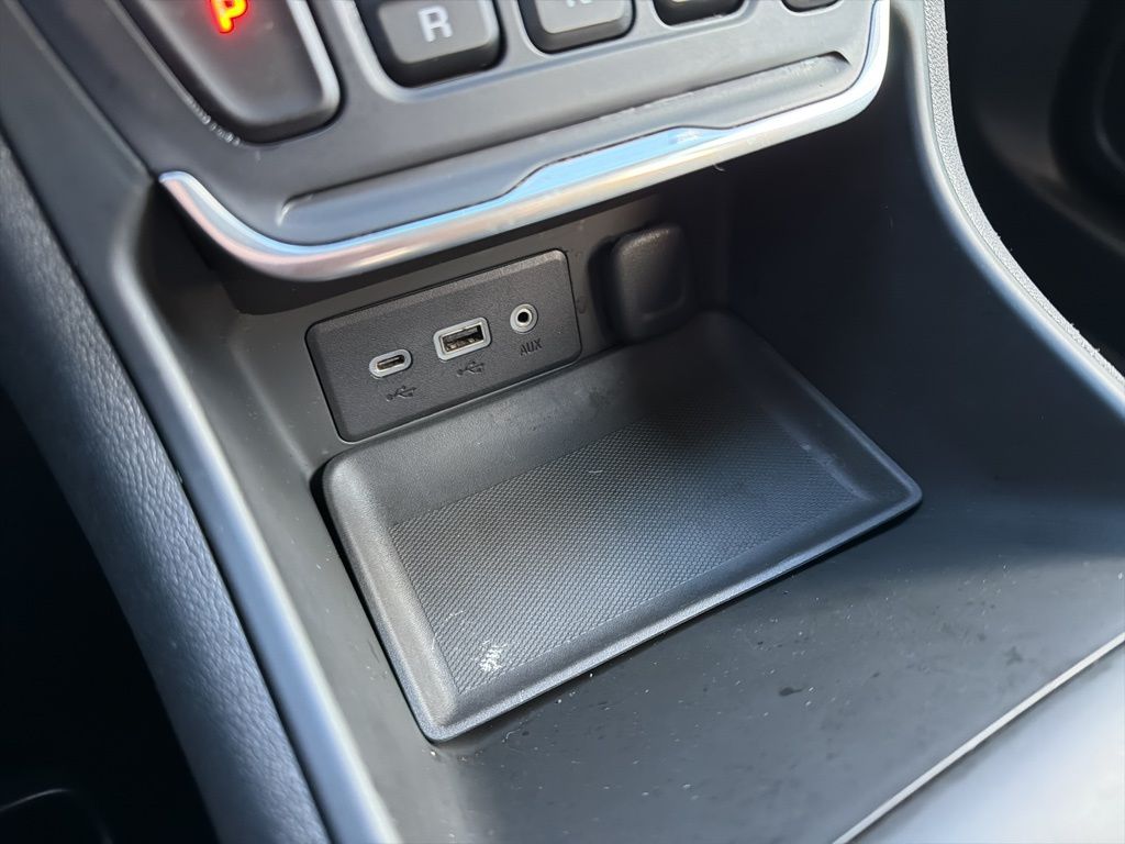 Thumbnail: 2018 GMC Terrain - 32