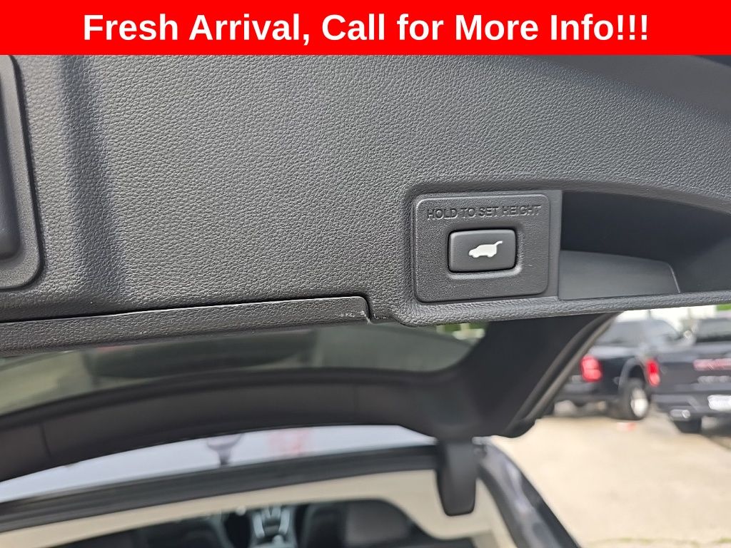 2021 Lunar Silver Metallic Acura RDX Base AWD SUV