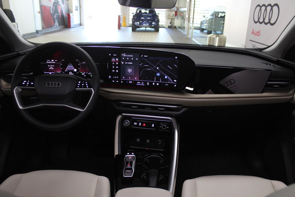 Thumbnail: 2025 Audi Q5 - 11