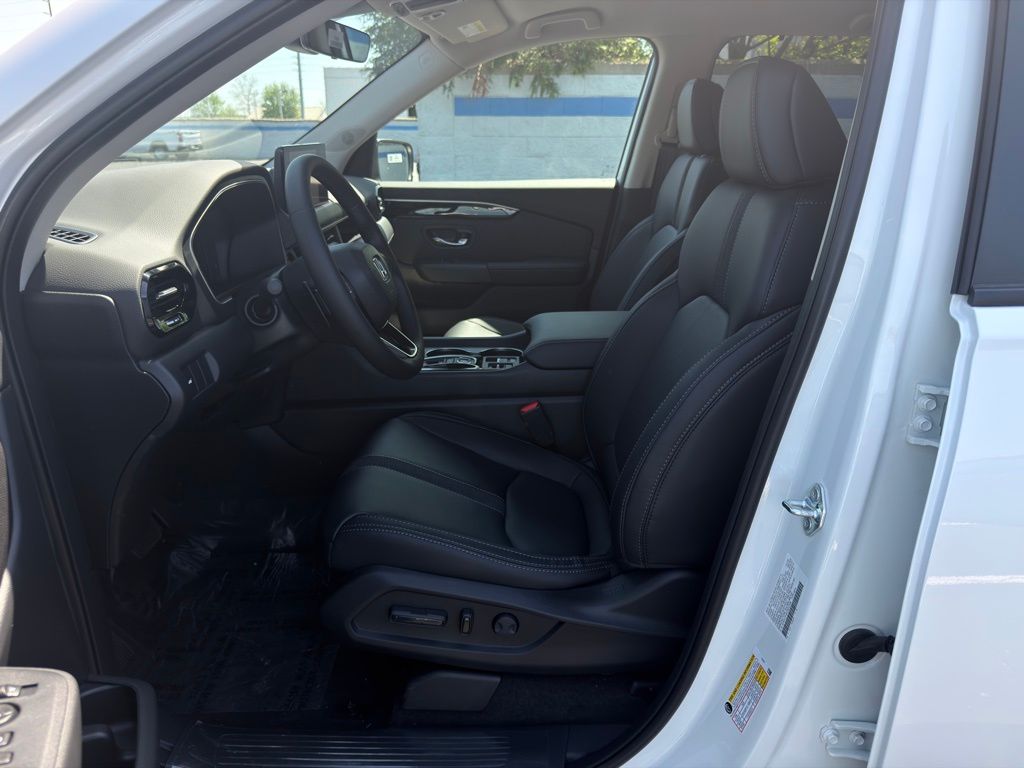 Thumbnail: 2026 Honda Pilot - 16