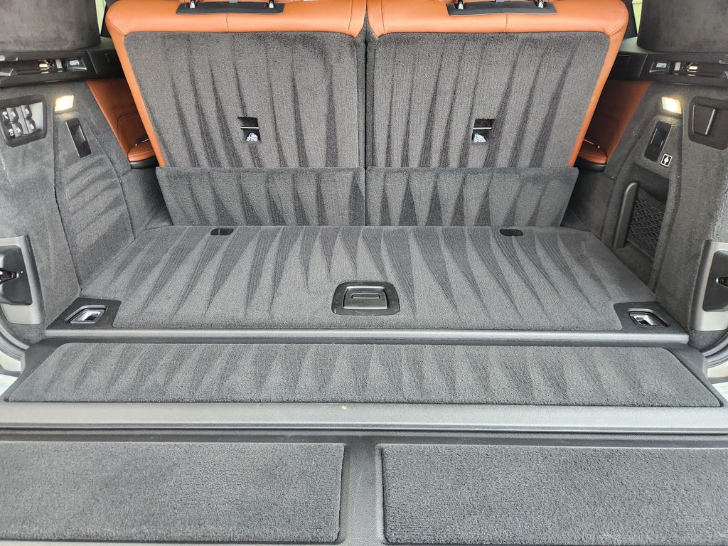 2023 BMW X7 xDrive40i White at Gullo Toyota