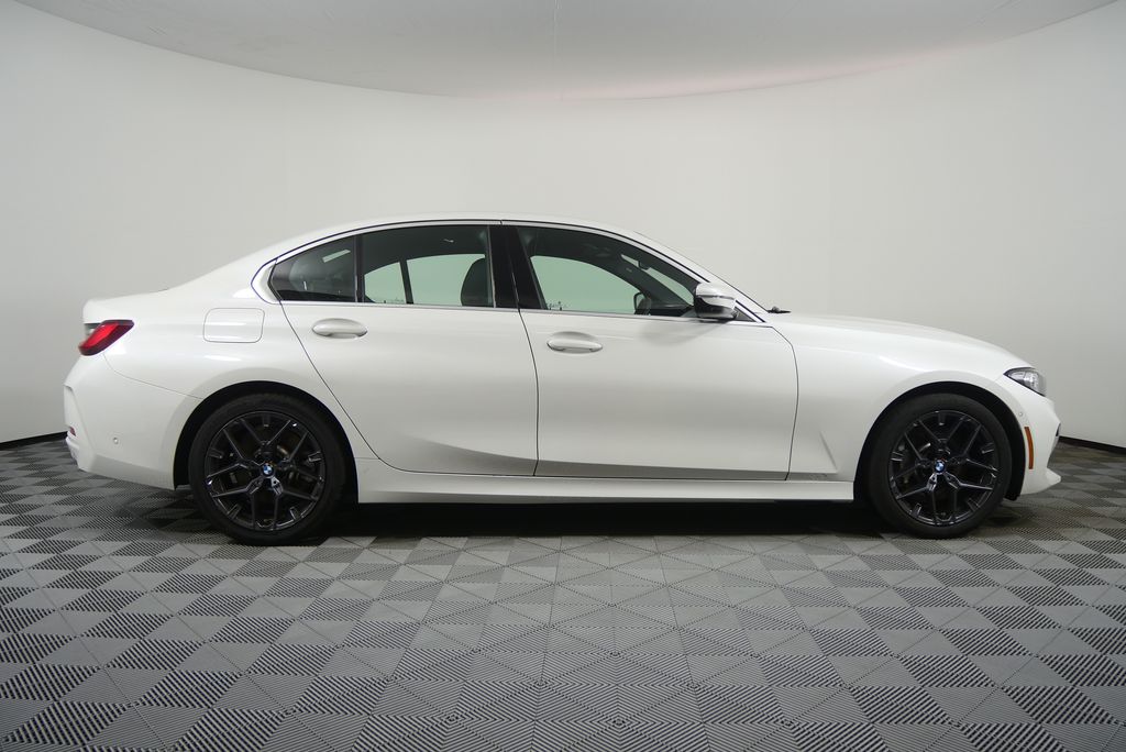 Thumbnail: 2025 BMW 3 Series - 2