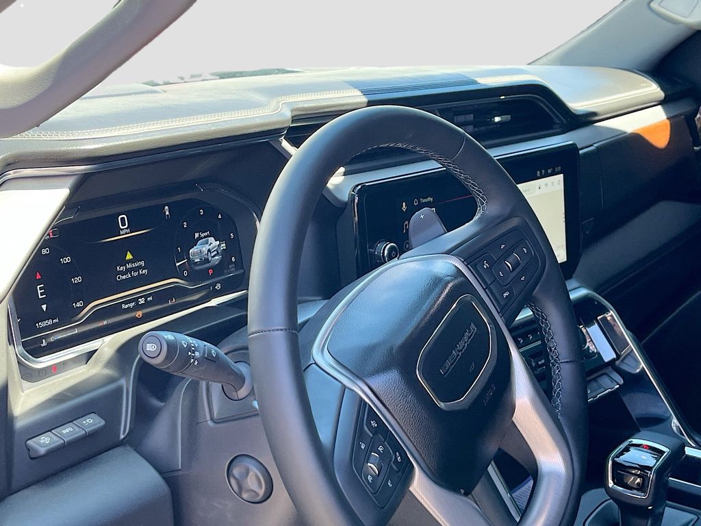 Used 2025 Silver GMC Denali image 9