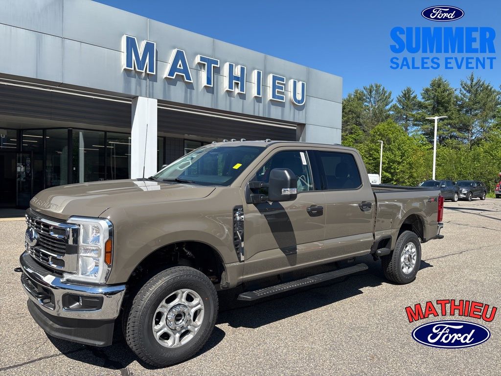 Marsh Gray 2026 Ford F-250 Super Duty Pickup Truck Four-Wheel Drive Automatic