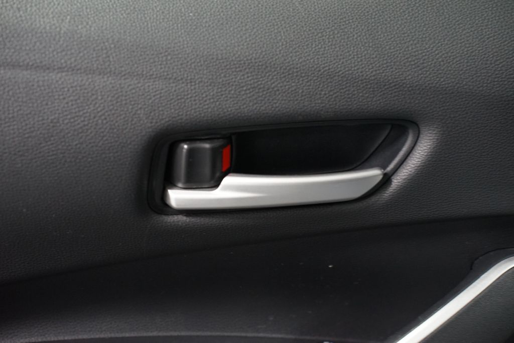 Thumbnail: 2022 Toyota Corolla - 30