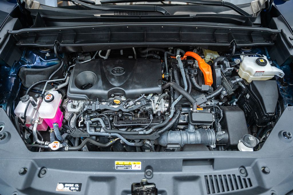 ToyotaHighlander Hybrid21