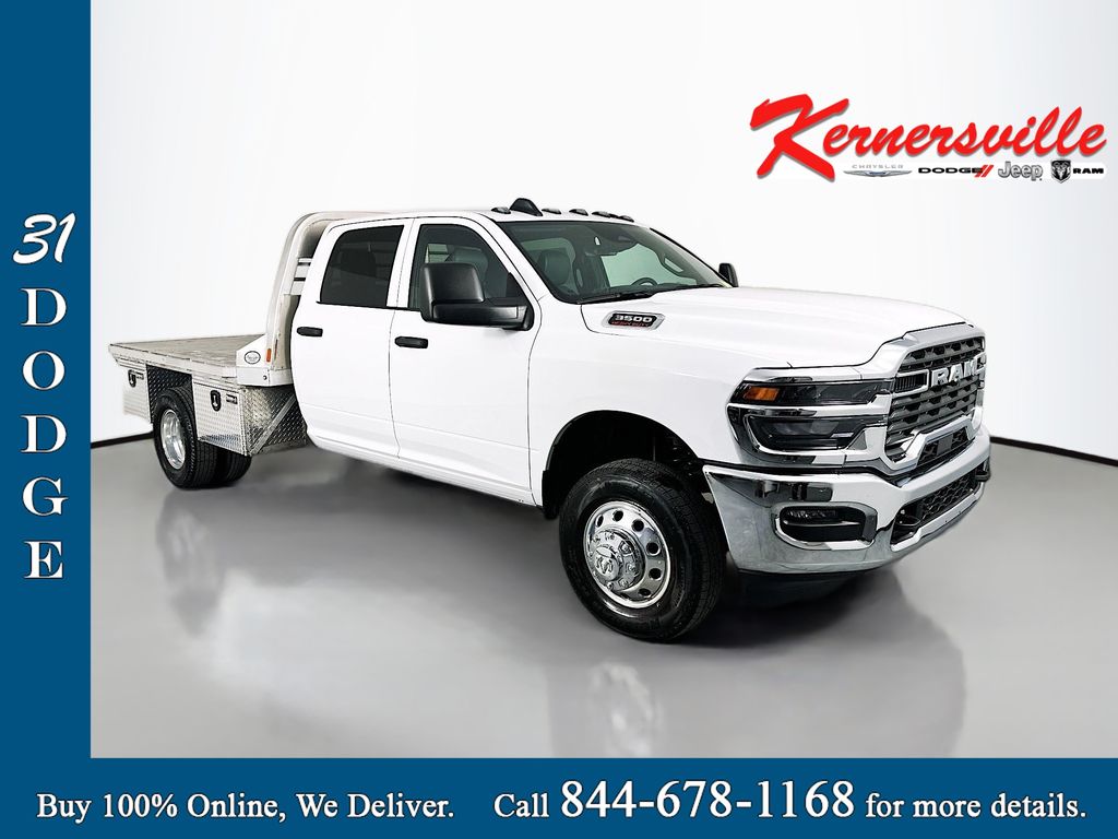 Bright White Clearcoat 2025 RAM 3500 Pickup Truck Four-Wheel Drive Automatic