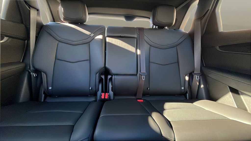 used 2023 Cadillac XT5 car, priced at $35,333