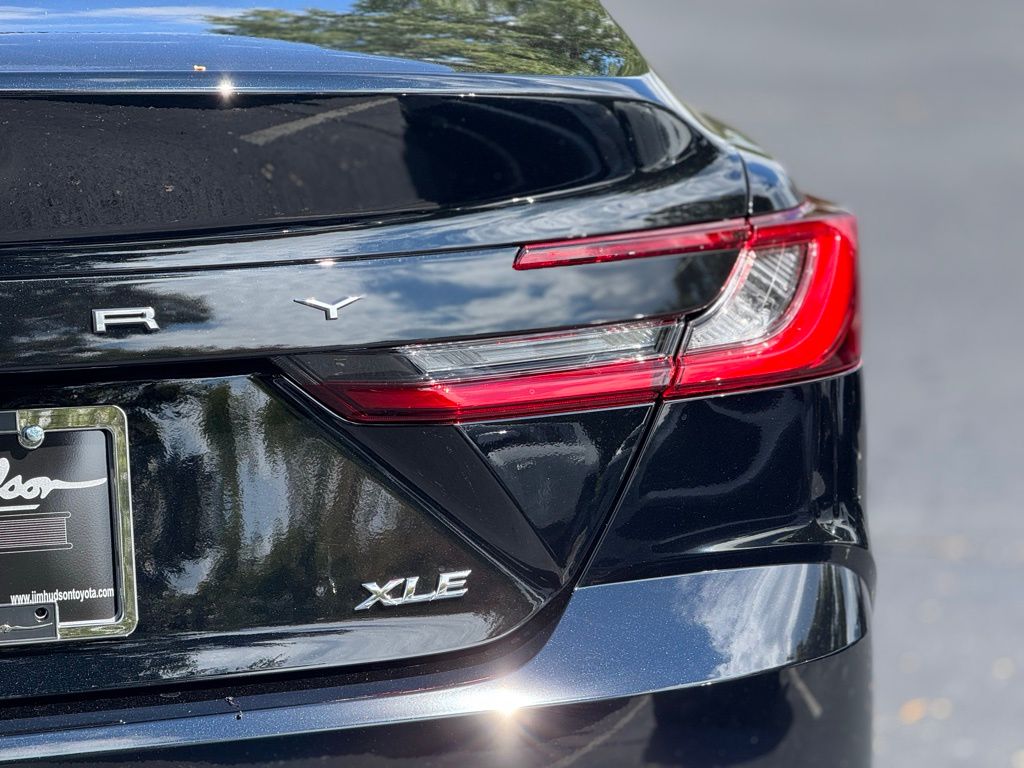 2026 Toyota Camry XLE photo 9