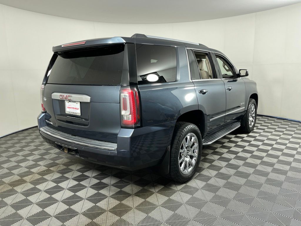 Thumbnail: 2019 GMC Yukon - 17