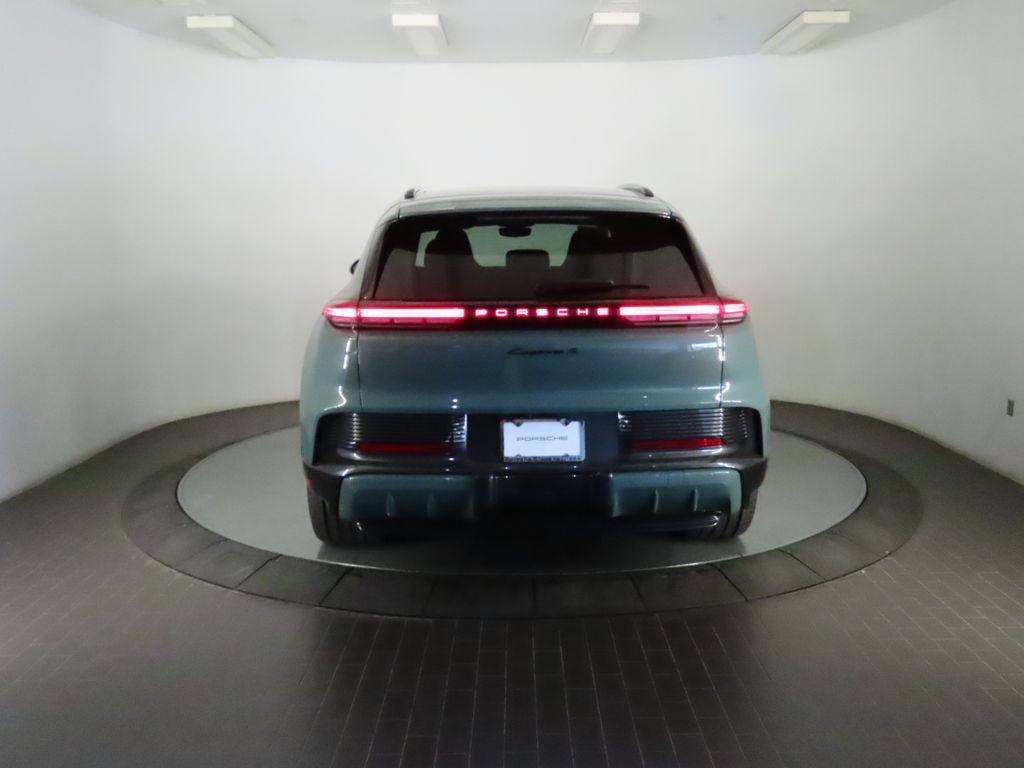 Thumbnail: 2026 Porsche Cayenne - 6