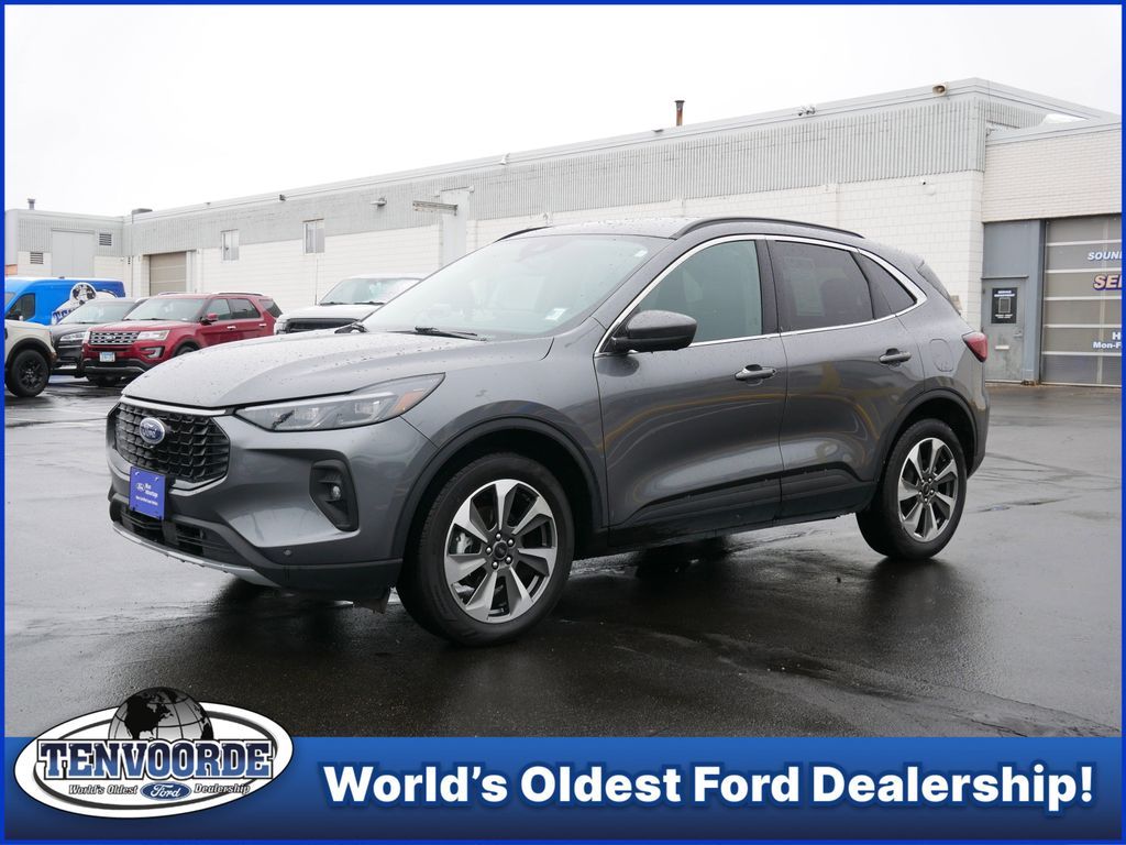 2024 Ford Escape Platinum AWD