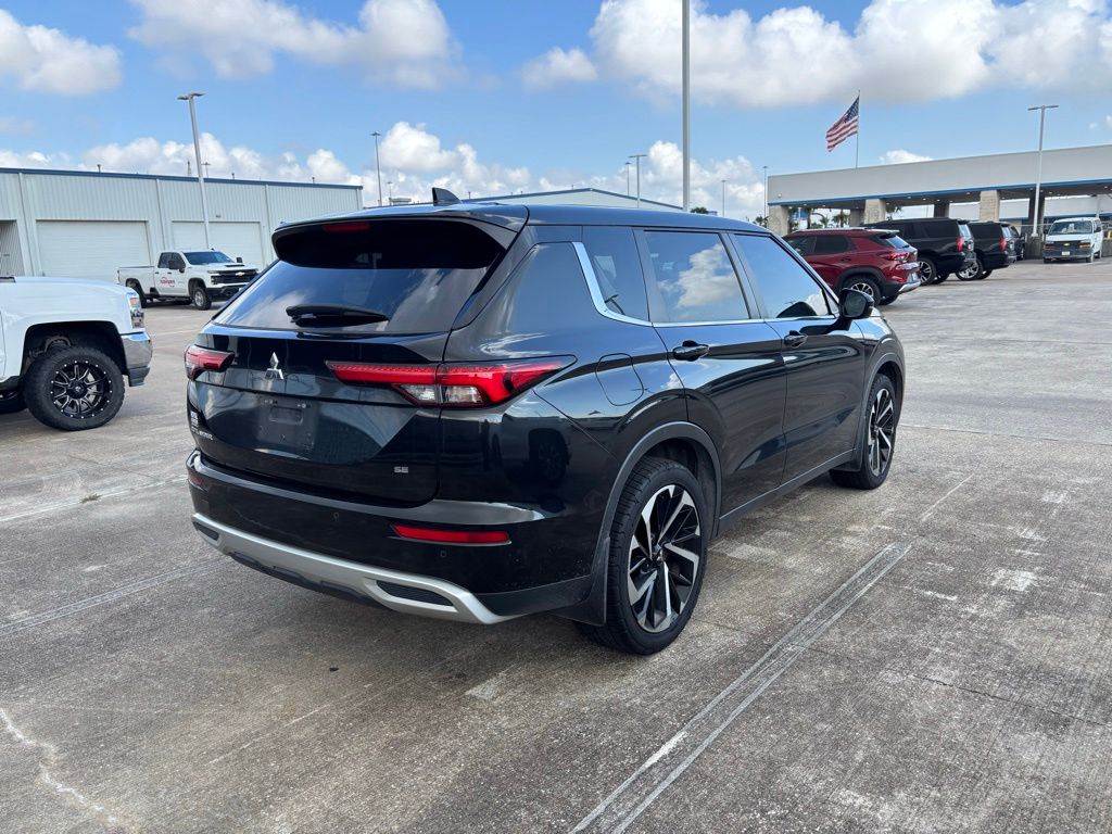 2023 Mitsubishi Outlander SE  at Toyota of Victoria
