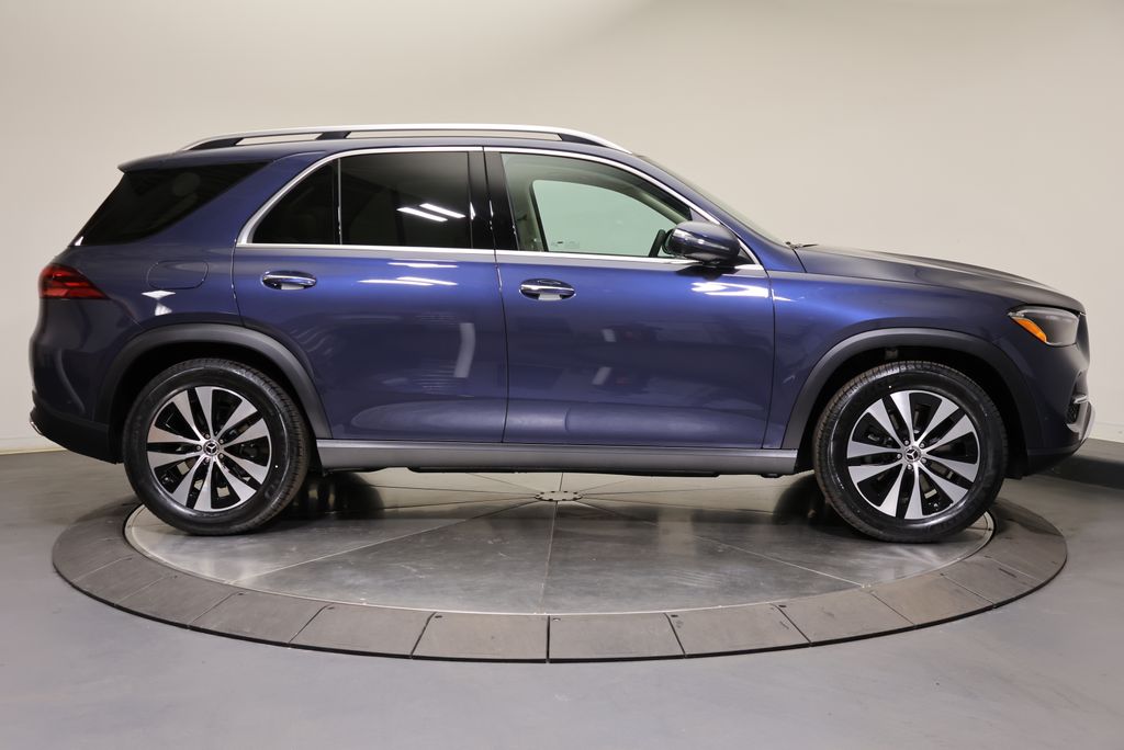Thumbnail: 2026 Mercedes-Benz GLE - 8