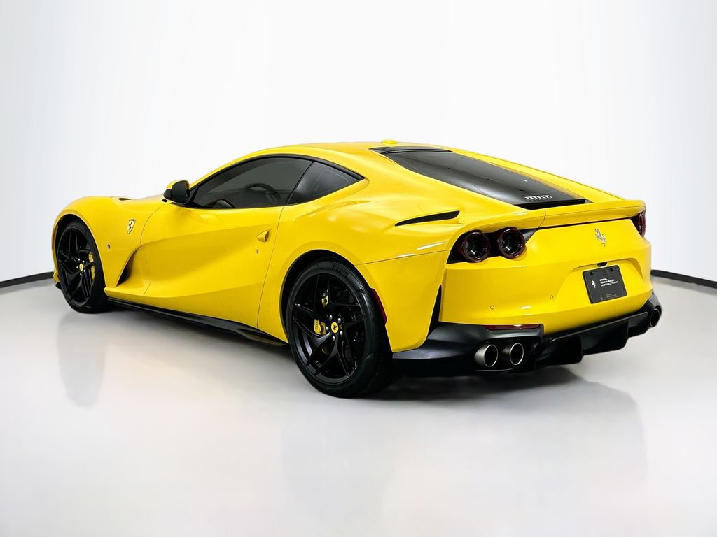 Thumbnail: 2019 Ferrari 812 - 7