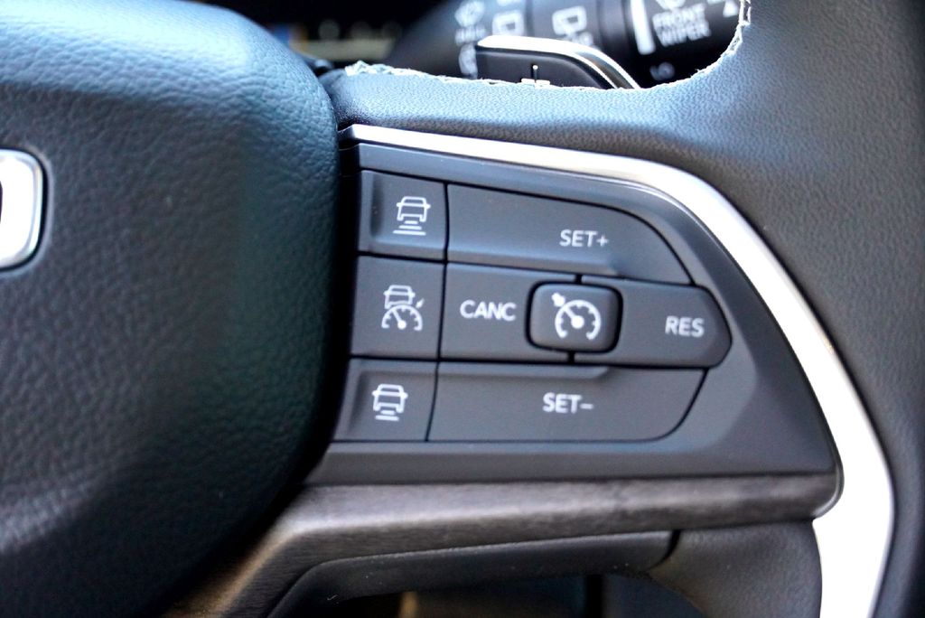 New Car 2025 Jeep Grand Cherokee L  Limited For Sale Under $60,000 In Taylor, Texas