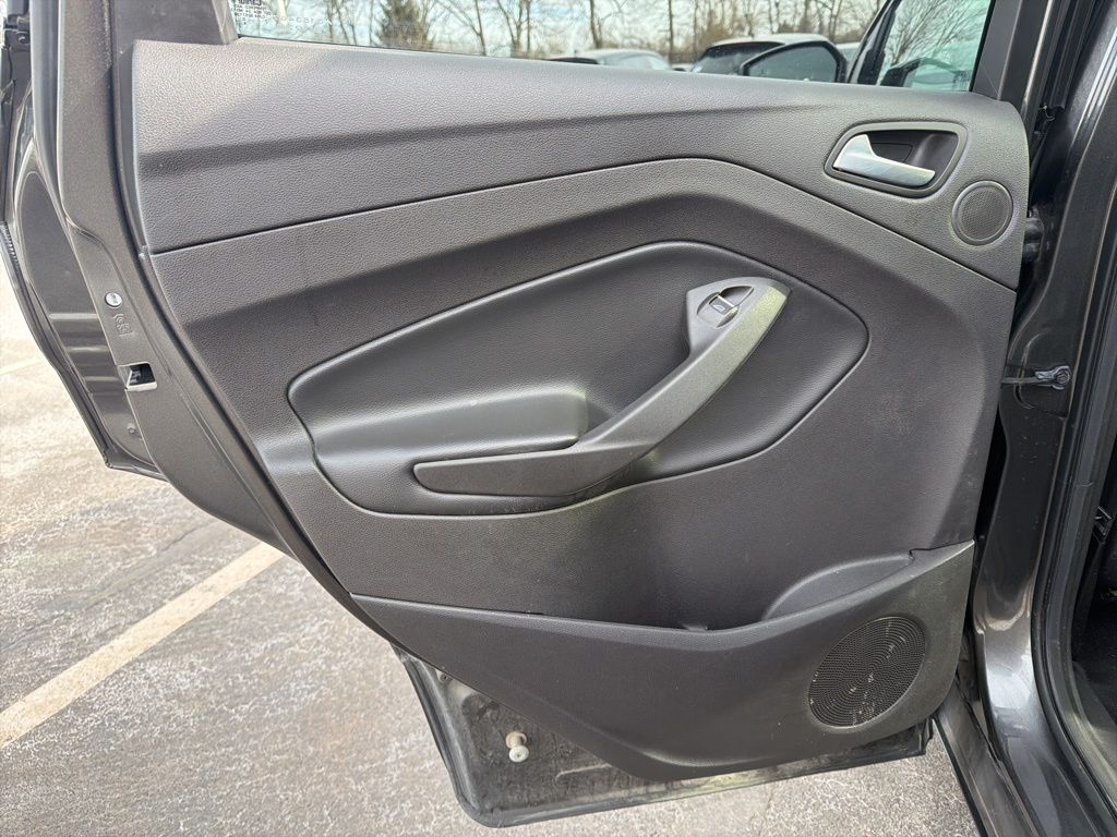 Thumbnail: 2017 Ford Escape - 21