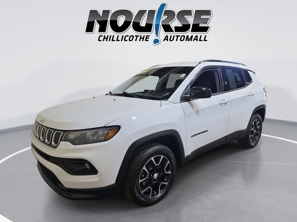 Bright White Clearcoat 2022 Jeep Compass Latitude 4WD SUV / Crossover Four-Wheel Drive 9-Speed Automatic