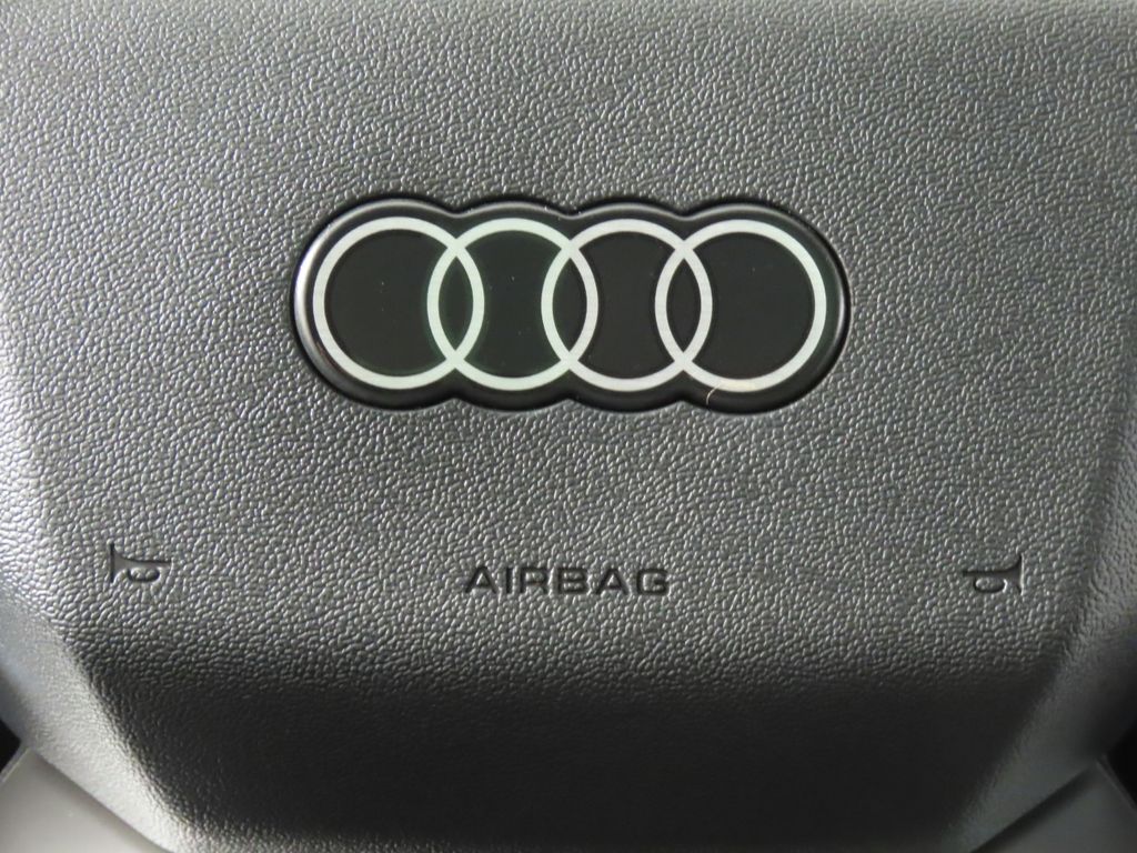 Thumbnail: 2023 Audi Q4 e-tron - 18