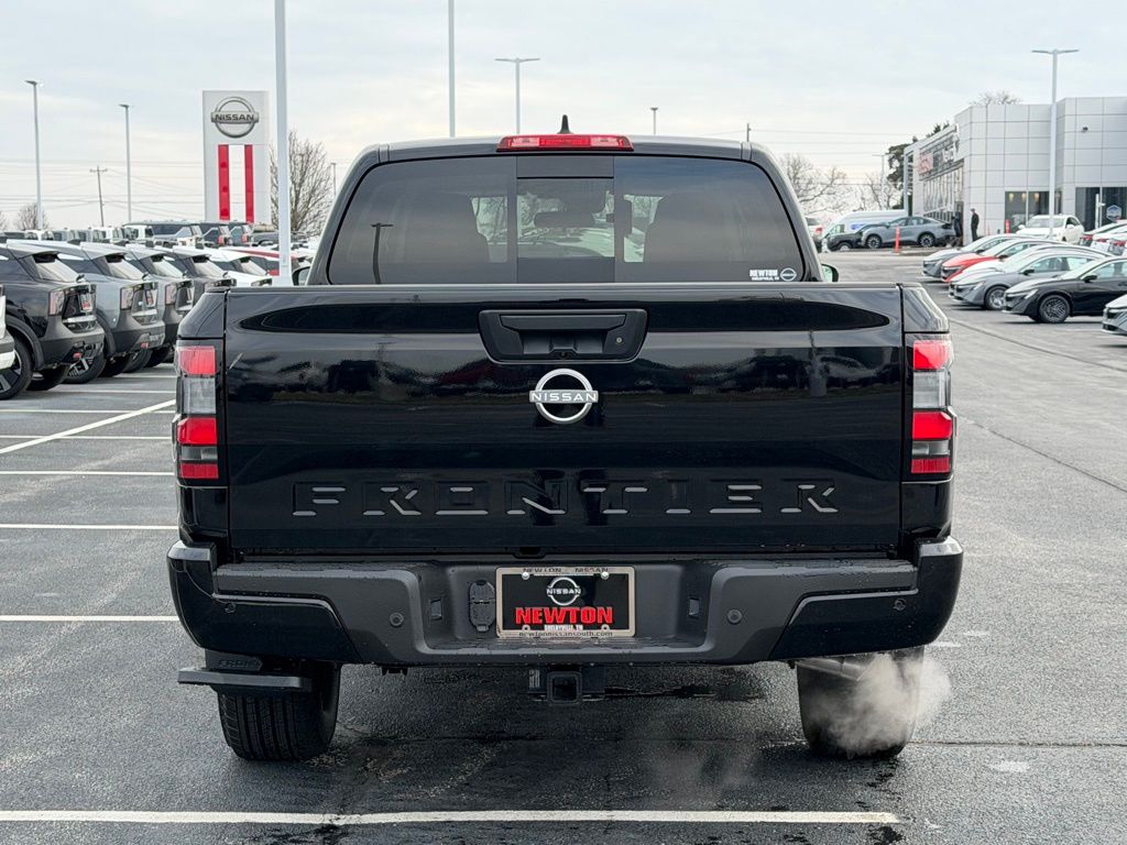View vehicle photo 5