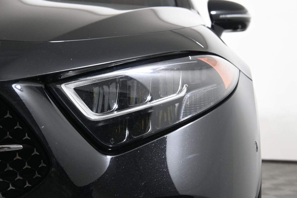 Thumbnail: 2022 Mercedes-Benz CLS - 10