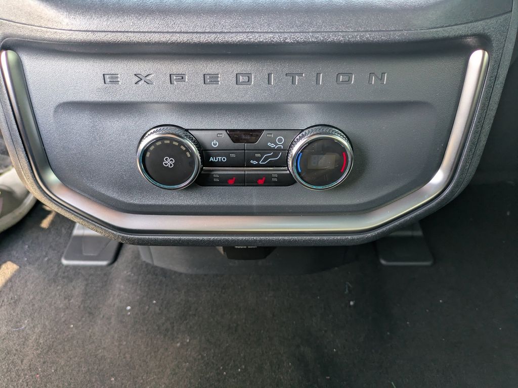 2027 Ford Expedition Max 