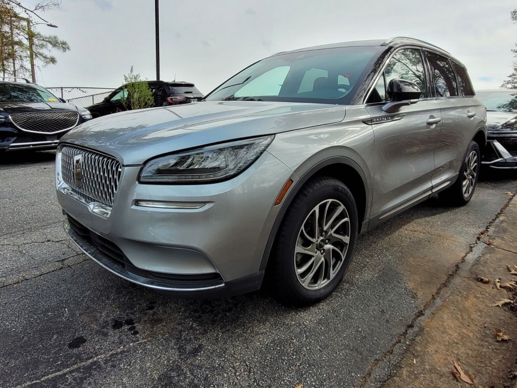 2022 Lincoln Corsair Base's photo