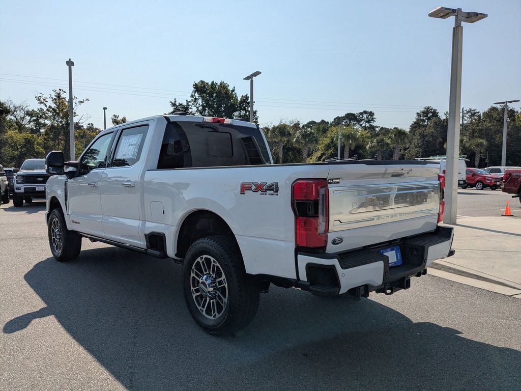 2026 Ford Super Duty F-350 SRW Platinum
