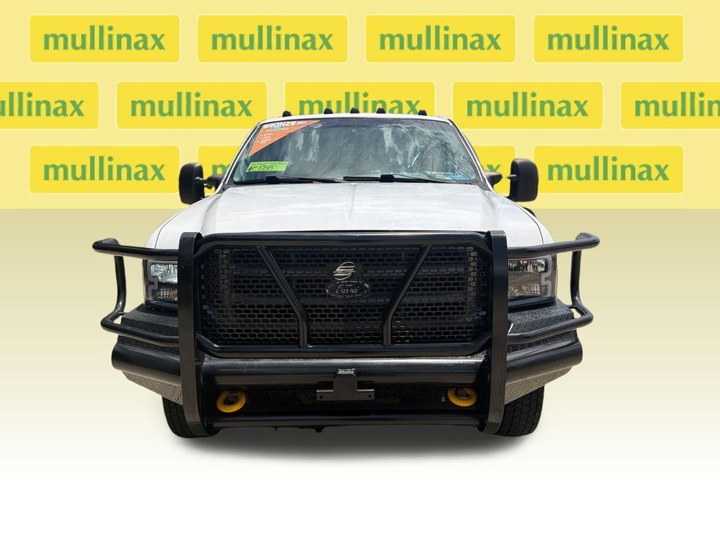 Used 2004  Ford XL image 14