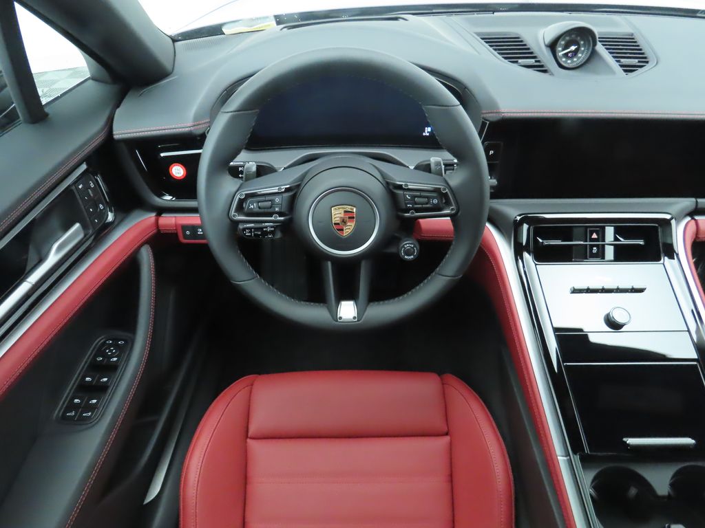 Thumbnail: 2024 Porsche Panamera - 13
