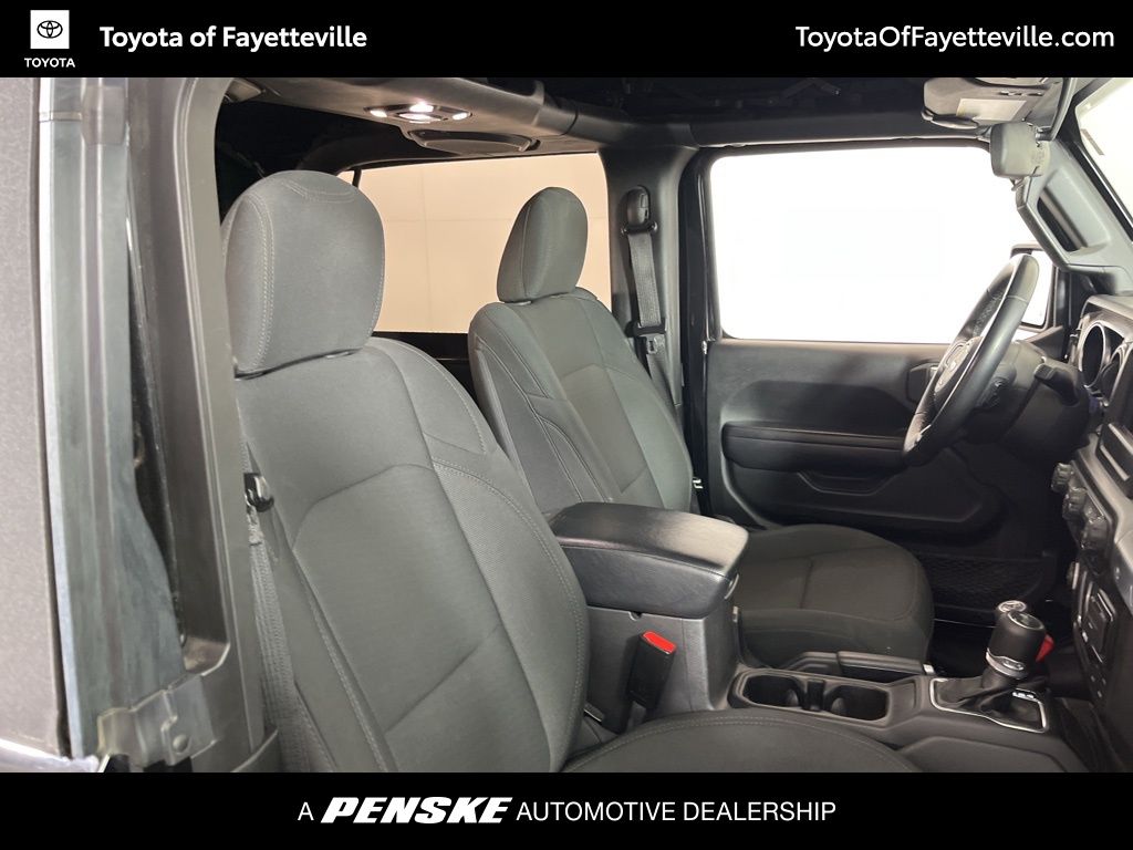 Thumbnail: 2022 Jeep Wrangler - 5