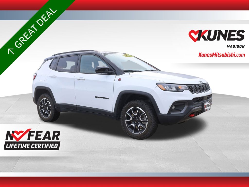  2025 Jeep Compass Trailhawk 4WD   