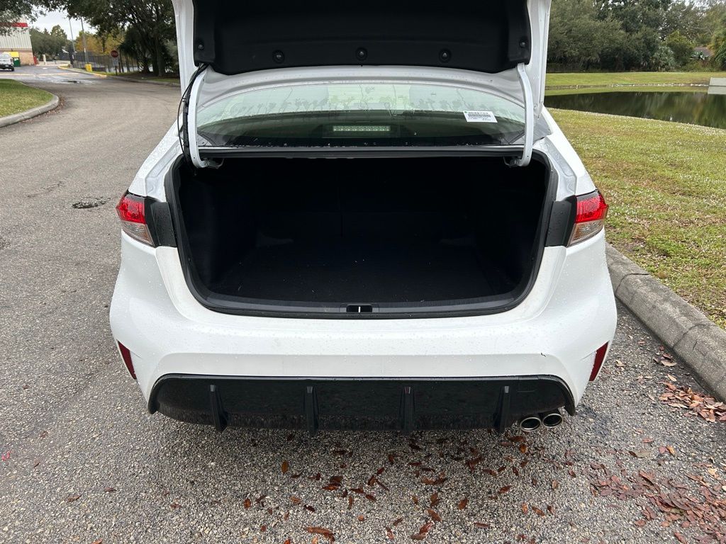 Thumbnail: 2024 Toyota Corolla - 10