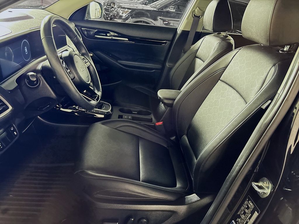 2024 Kia Seltos SX