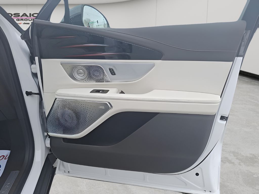 2025 Lincoln Nautilus