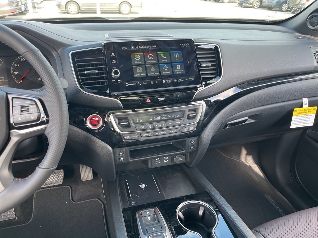 Thumbnail: 2026 Honda Ridgeline - 10