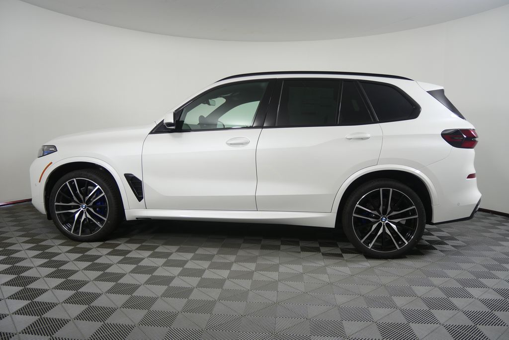 Thumbnail: 2026 BMW X5 - 6