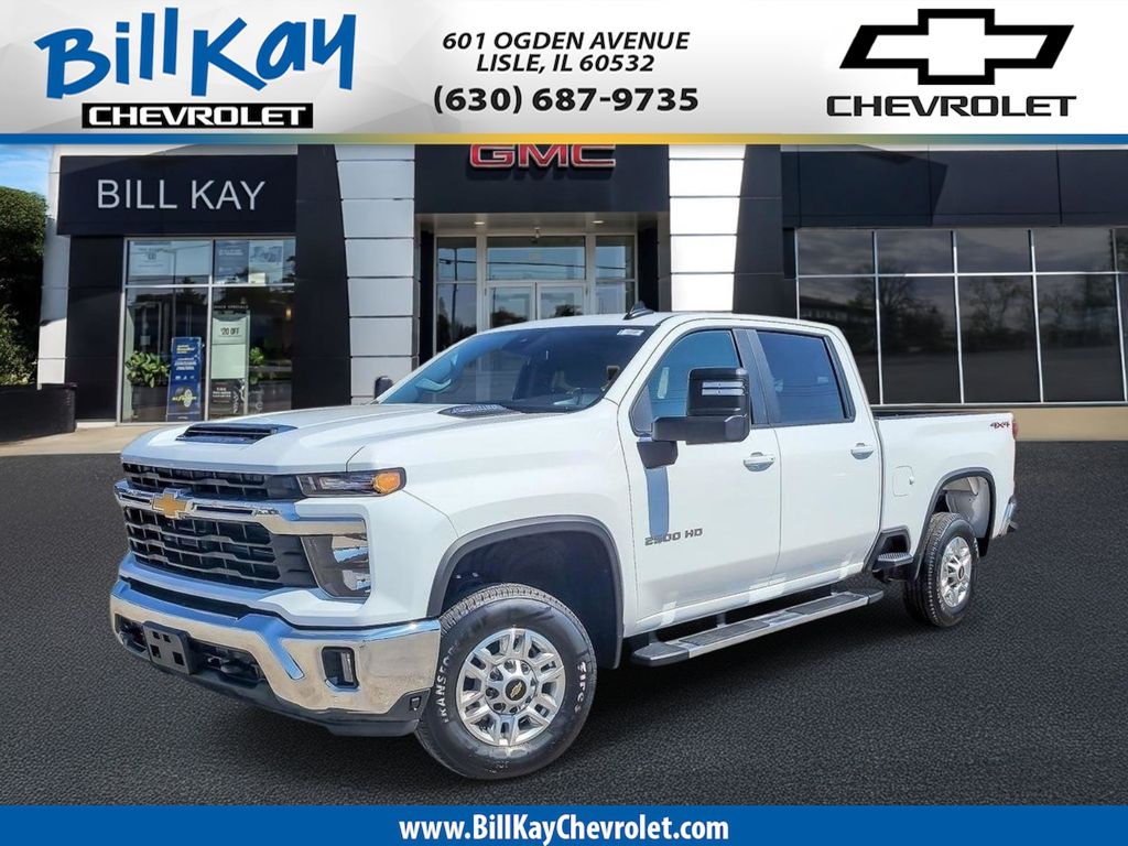 Summit White 2025 Chevrolet Silverado 2500HD Pickup Truck Four-Wheel Drive Automatic