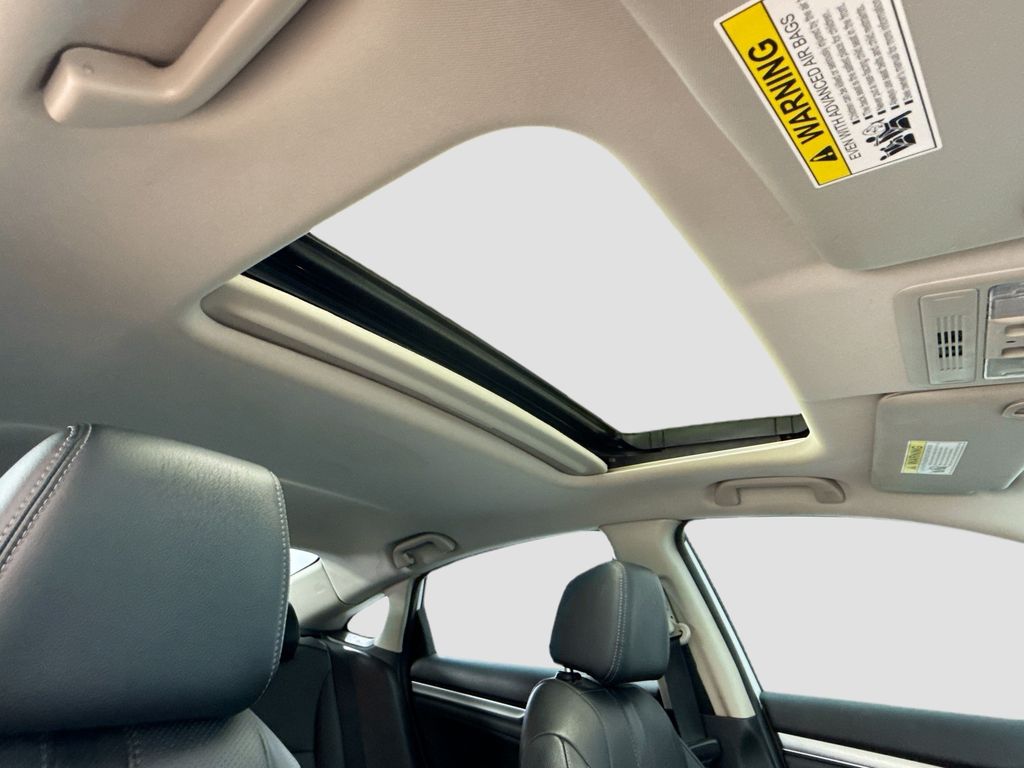 Thumbnail: 2017 Honda Civic - 16