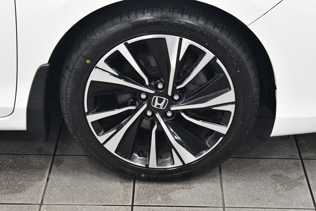 Thumbnail: 2016 Honda Accord - 11