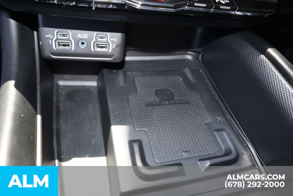 Used 2021 Silver Dodge R/T image 34