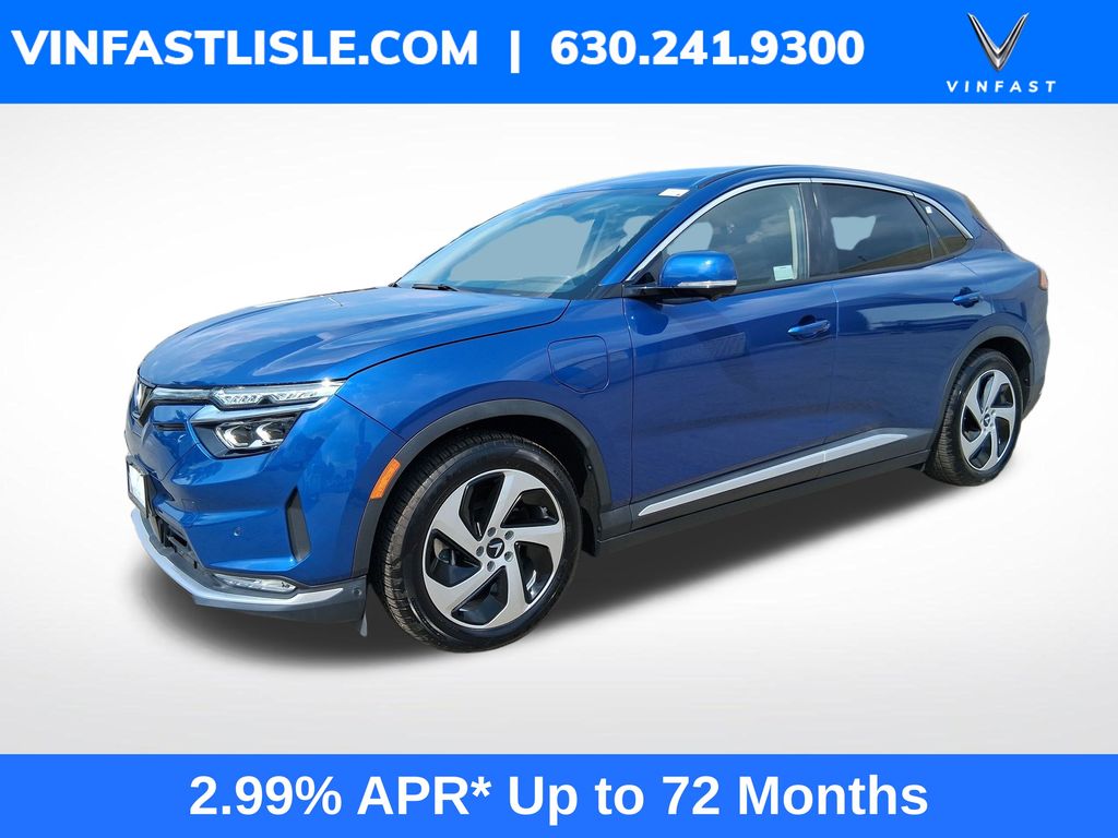  2023 VinFast VF8 Eco City Edition AWD   