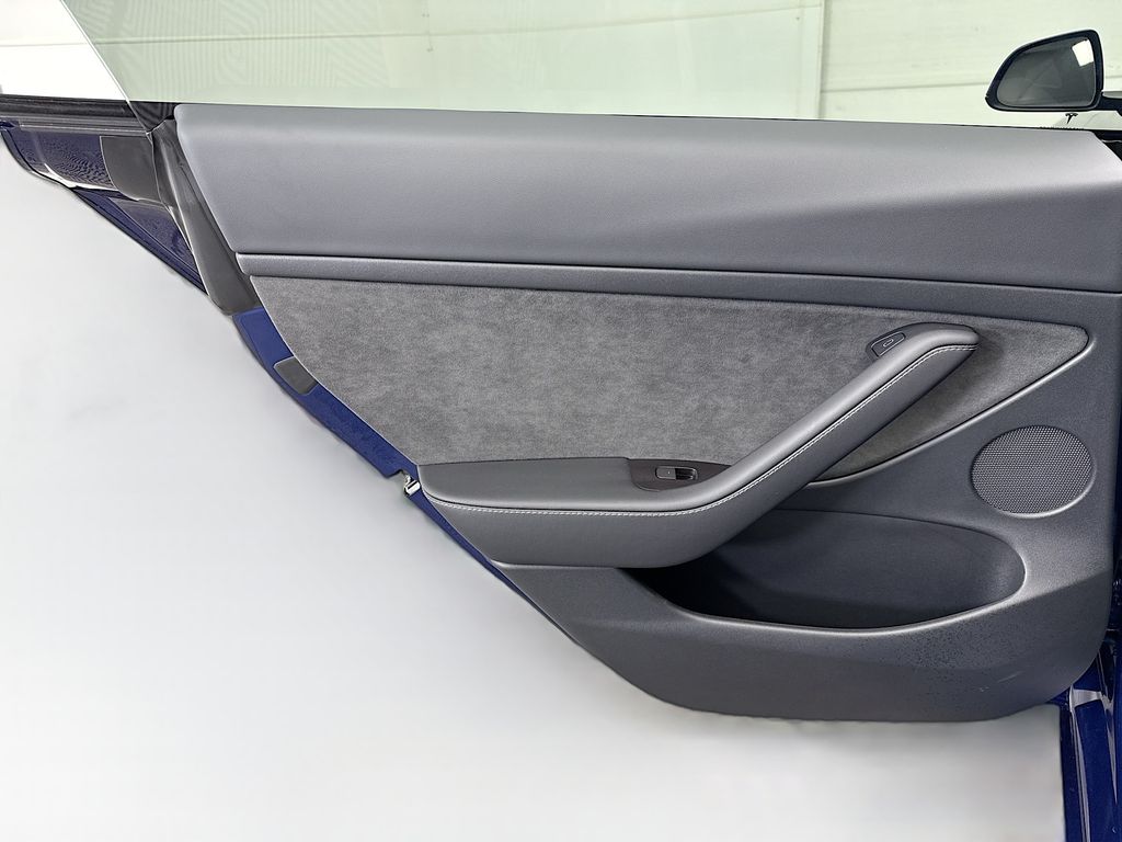 Thumbnail: 2023 Tesla Model 3 - 25