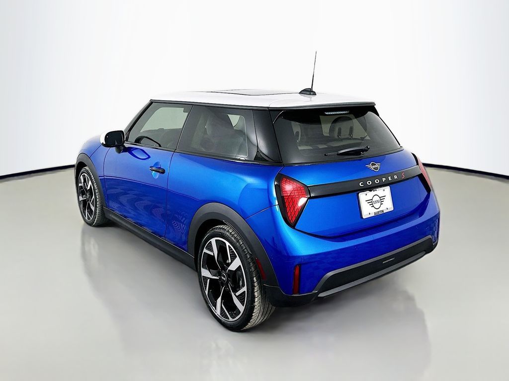 2025 MINI Cooper S 7