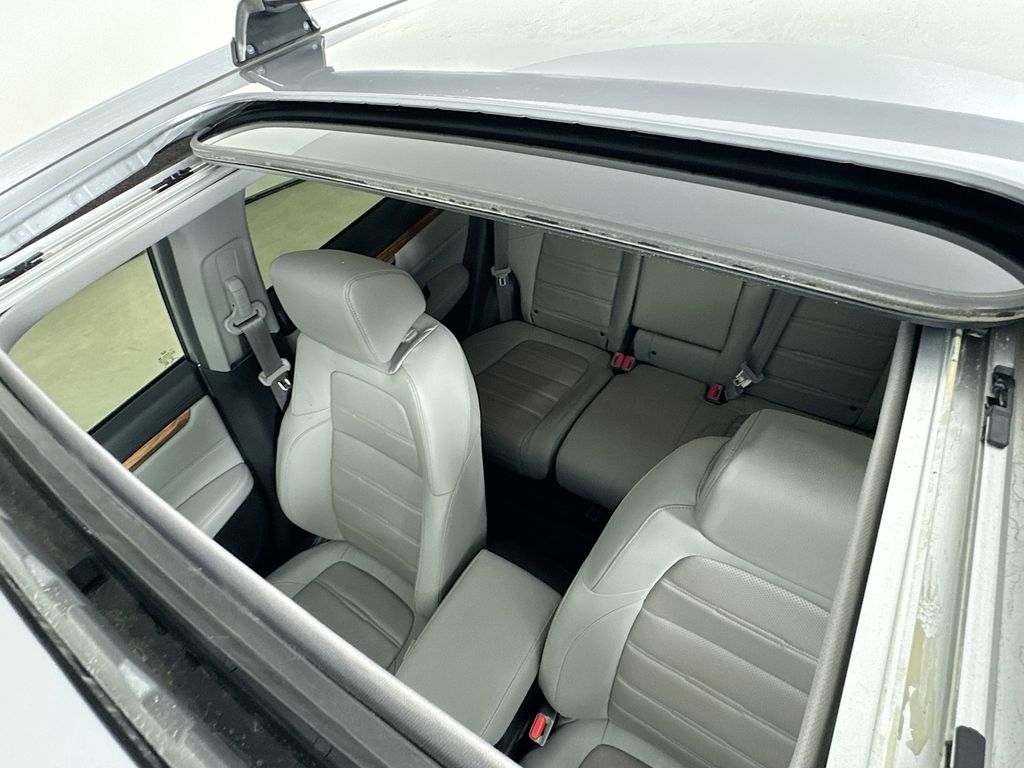 Used Car 2020 Honda Cr-v  Touring For Sale Under $25,000 In Austin, Texas
