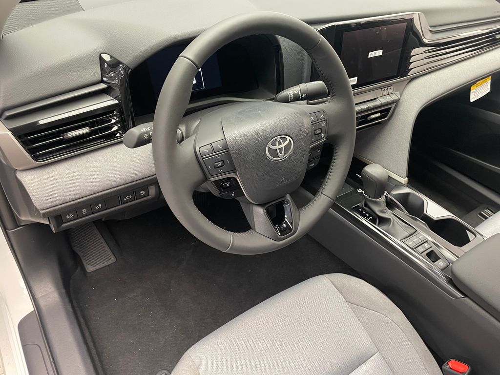 2025 Toyota Camry LE 11