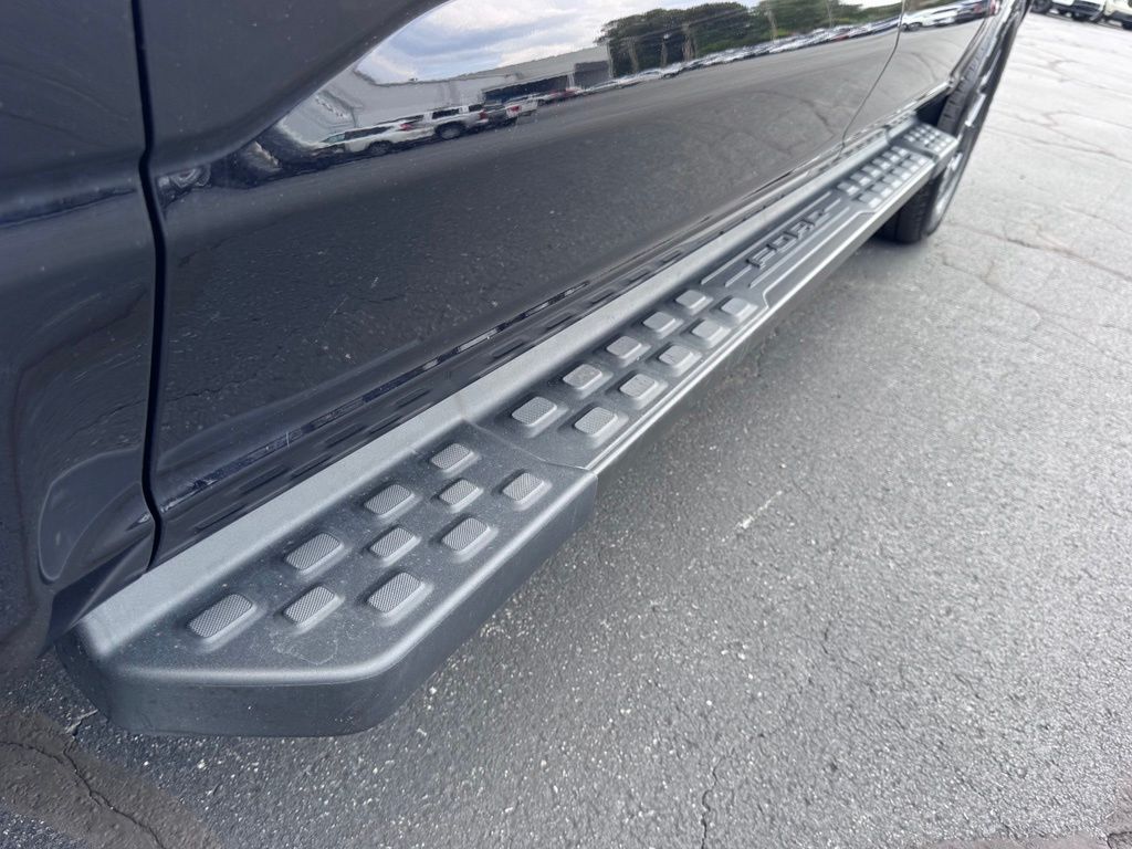FordF-150 Lightning42